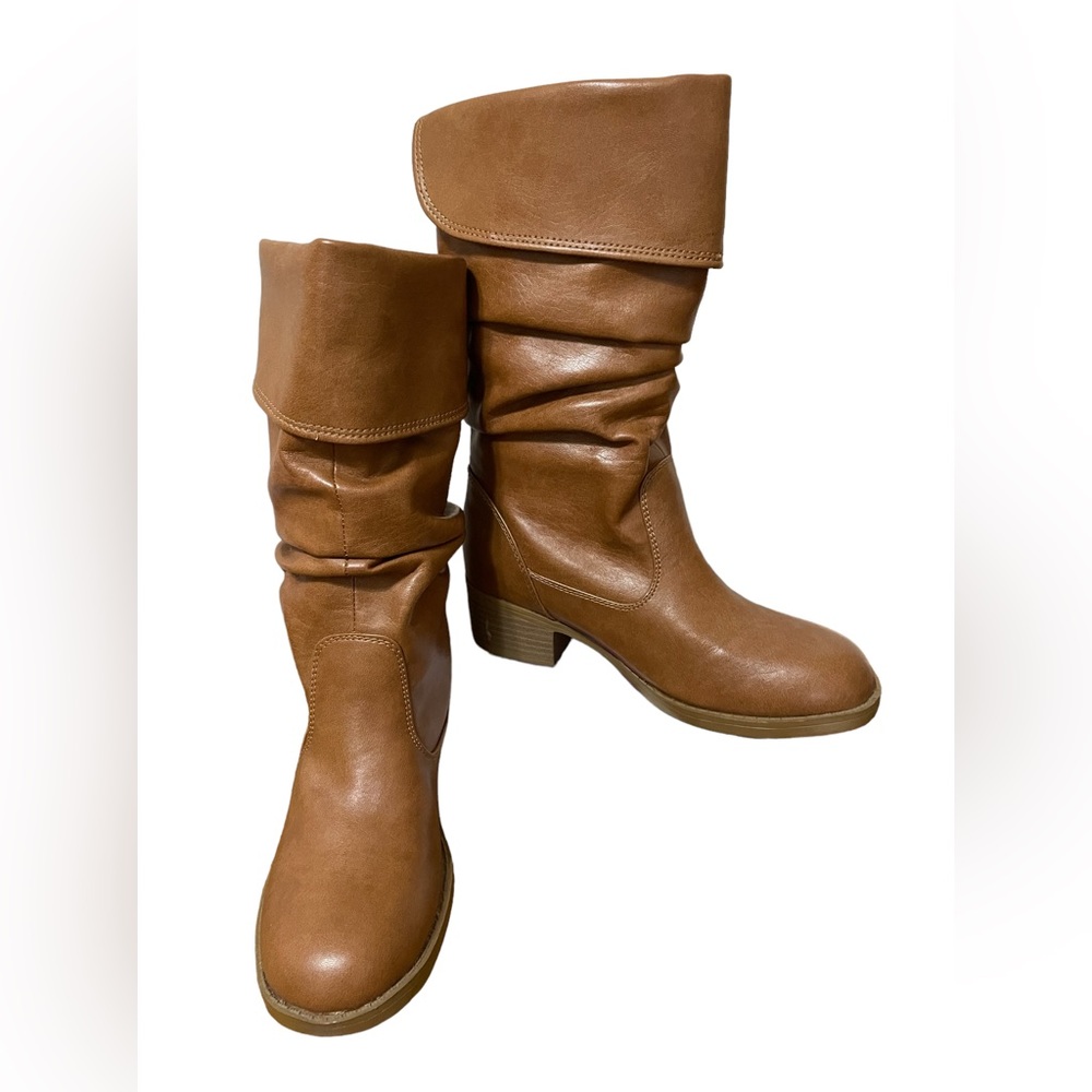 Brand NEW Kids Xhilaration Mi-Calf Ruched Boots Size 2